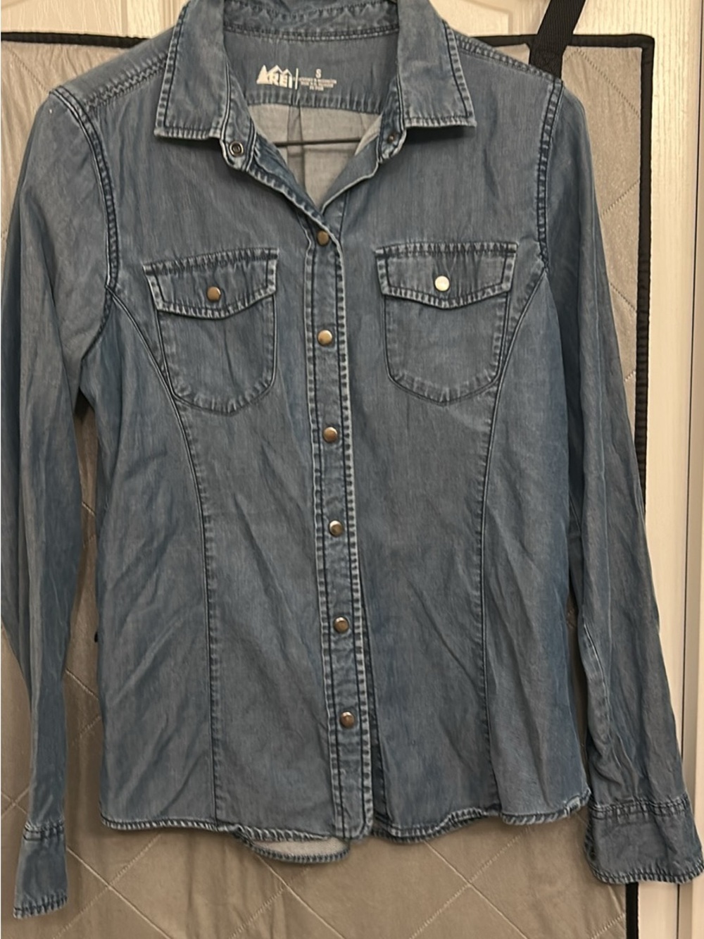 REI Light Blue Denim Snap-Front Shirt